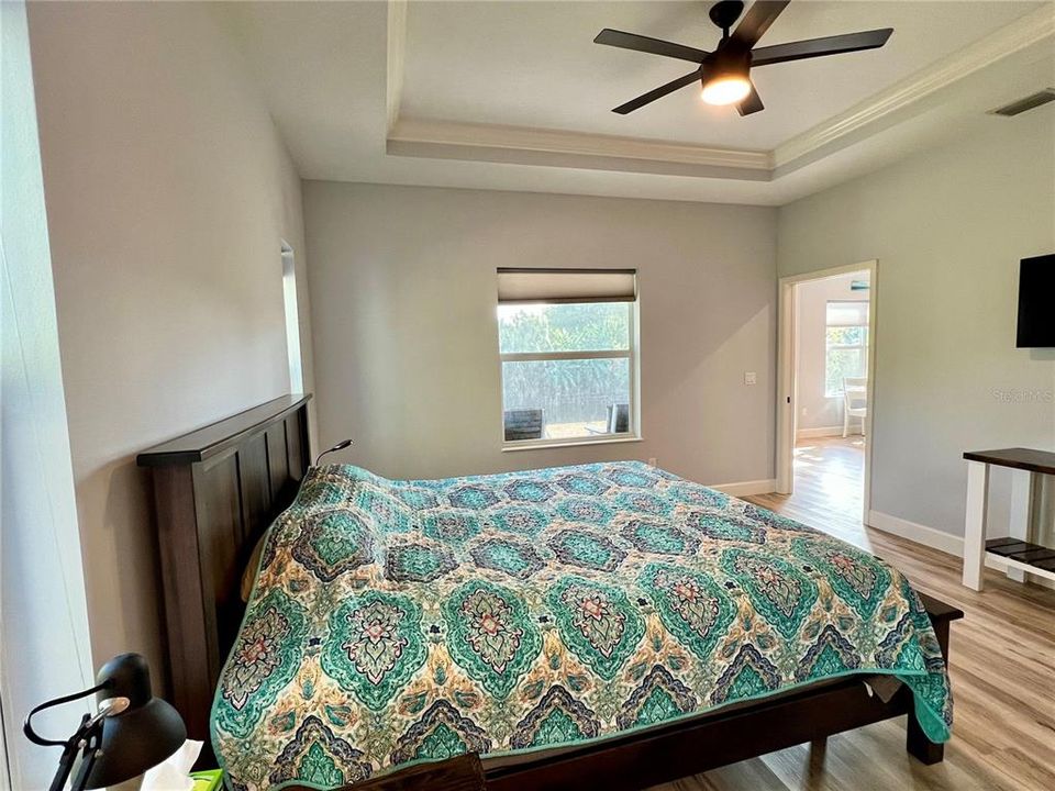 For Sale: $419,900 (3 beds, 2 baths, 1553 Square Feet)