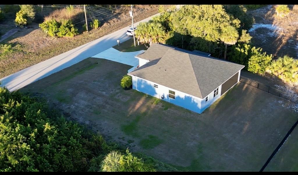 For Sale: $419,900 (3 beds, 2 baths, 1553 Square Feet)