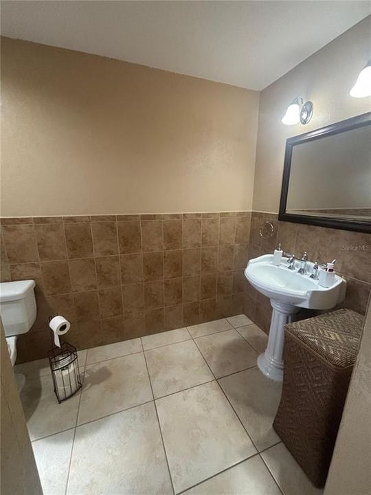 На продажу: $454,900 (3 спален, 3 ванн, 2443 Квадратных фут)