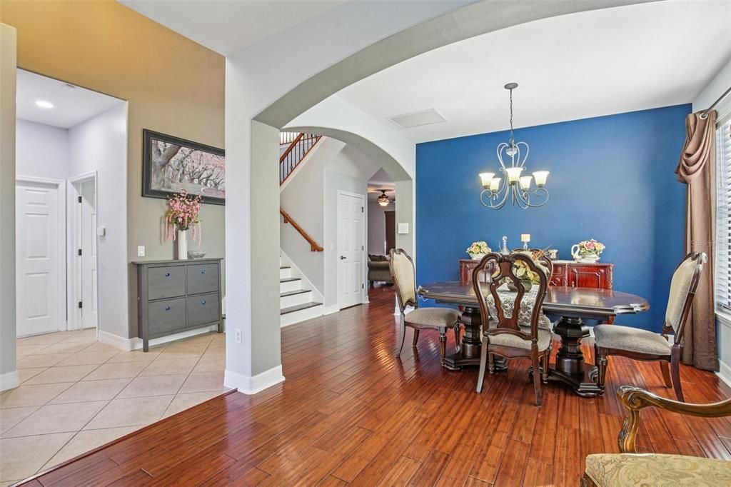 待售: $880,000 (4 贝兹, 3 浴室, 3520 平方英尺)