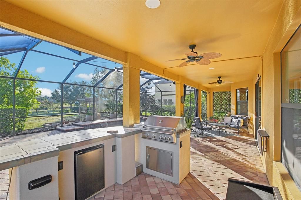 待售: $880,000 (4 贝兹, 3 浴室, 3520 平方英尺)