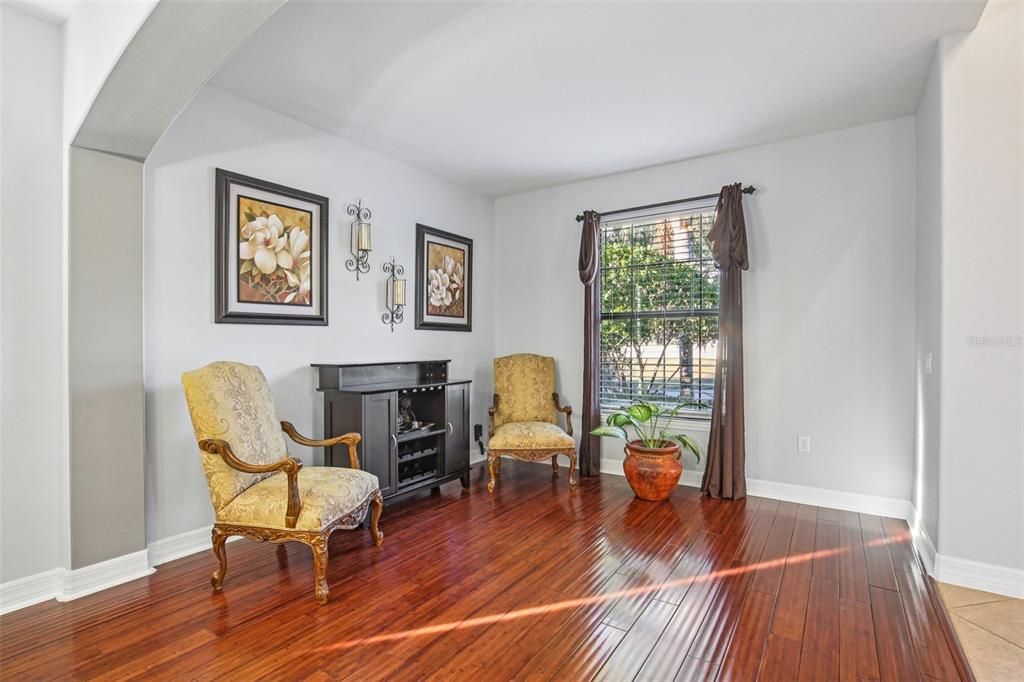 待售: $880,000 (4 贝兹, 3 浴室, 3520 平方英尺)