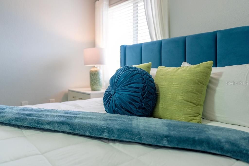 For Sale: $540,000 (5 beds, 4 baths, 2168 Square Feet)