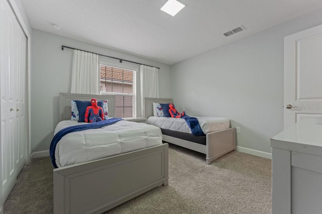 For Sale: $540,000 (5 beds, 4 baths, 2168 Square Feet)