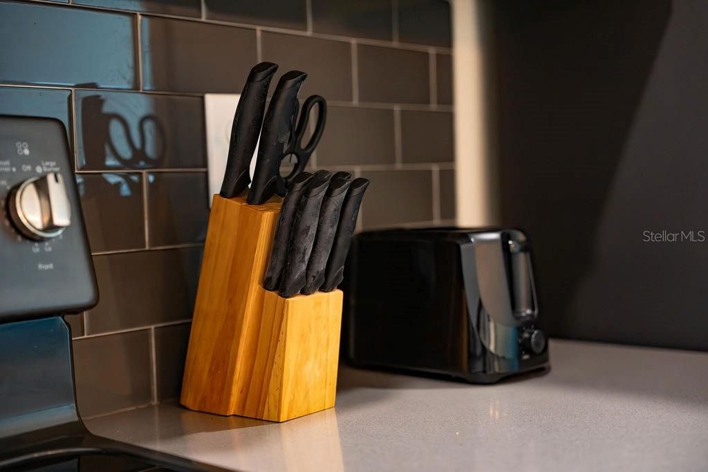 For Sale: $540,000 (5 beds, 4 baths, 2168 Square Feet)