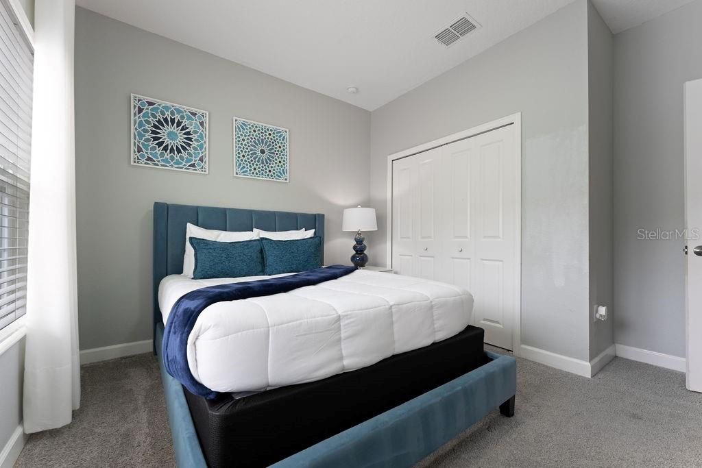 For Sale: $540,000 (5 beds, 4 baths, 2168 Square Feet)