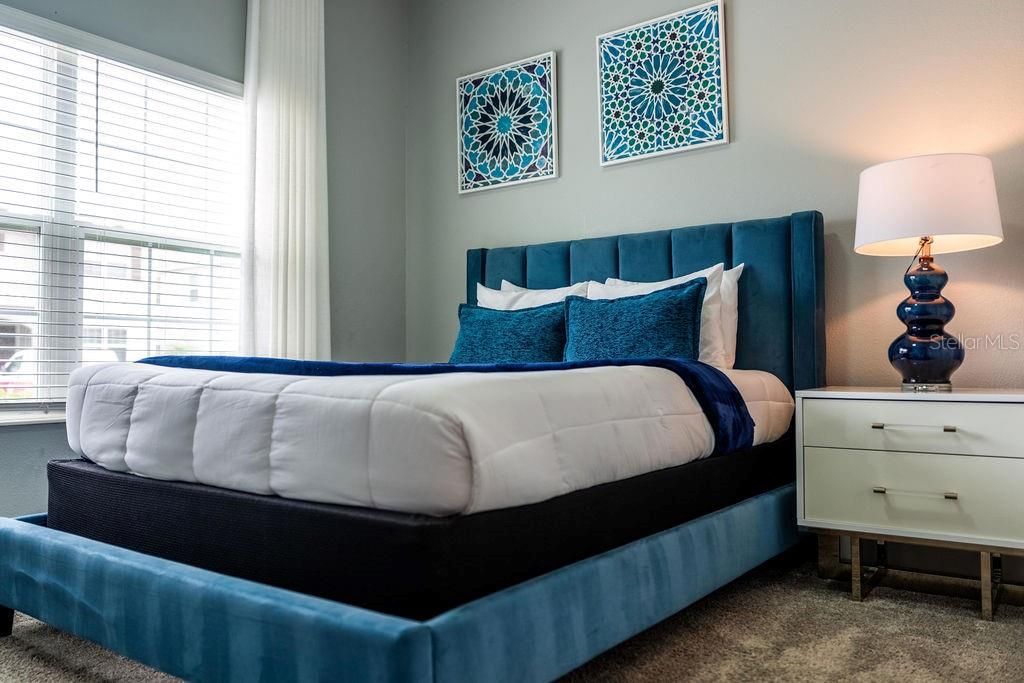 For Sale: $540,000 (5 beds, 4 baths, 2168 Square Feet)