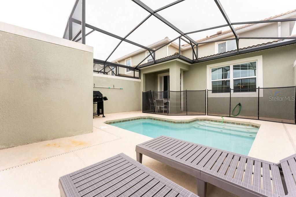 For Sale: $540,000 (5 beds, 4 baths, 2168 Square Feet)