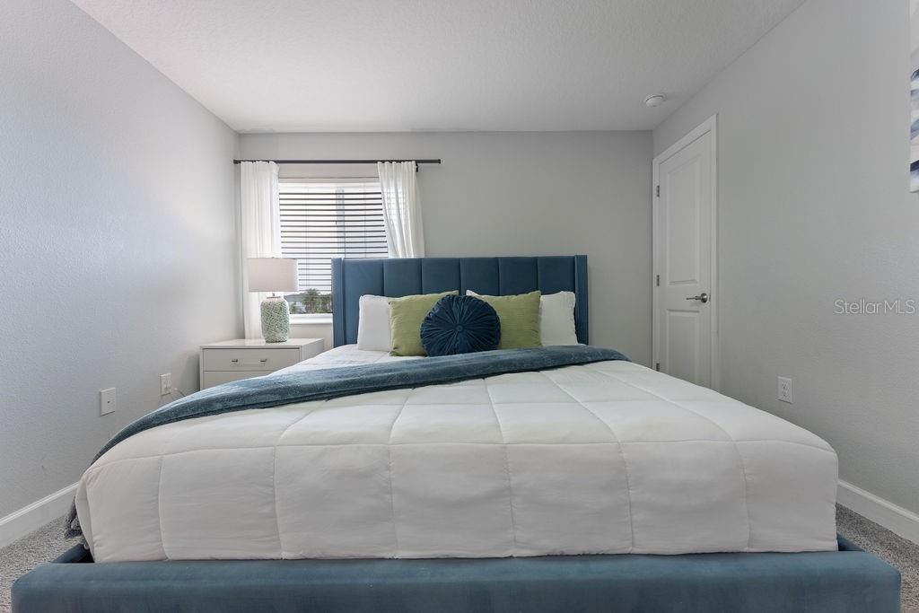 For Sale: $540,000 (5 beds, 4 baths, 2168 Square Feet)