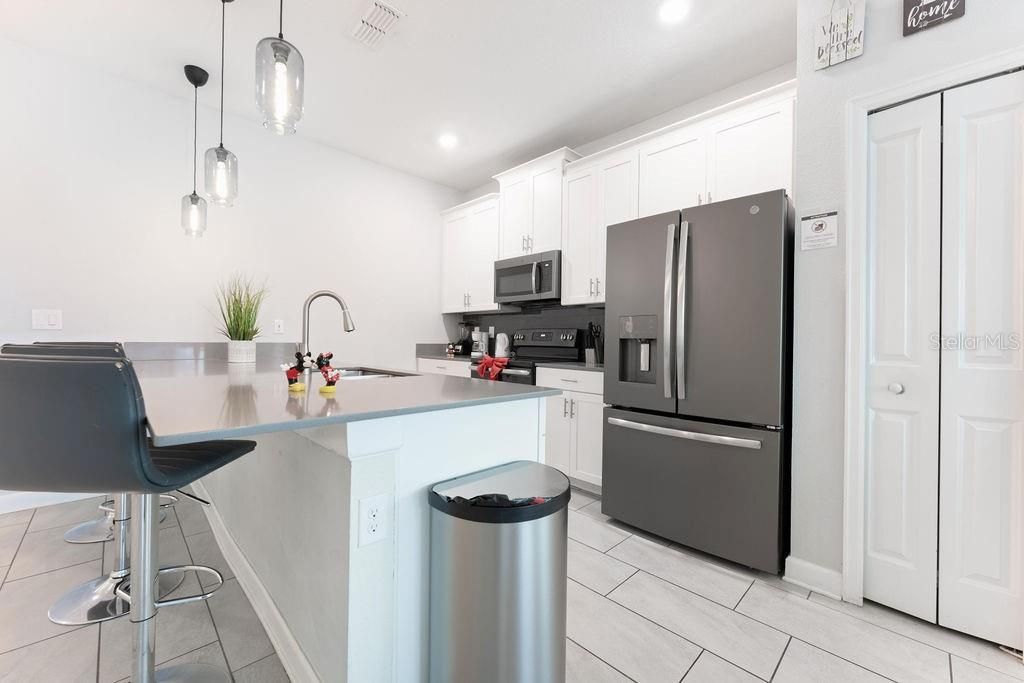 For Sale: $540,000 (5 beds, 4 baths, 2168 Square Feet)