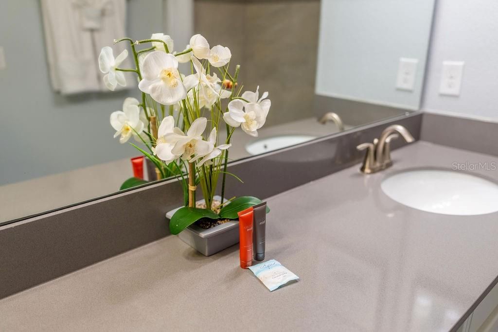 For Sale: $540,000 (5 beds, 4 baths, 2168 Square Feet)