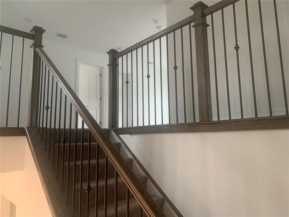 For Rent: $3,695 (5 beds, 3 baths, 2600 Square Feet)