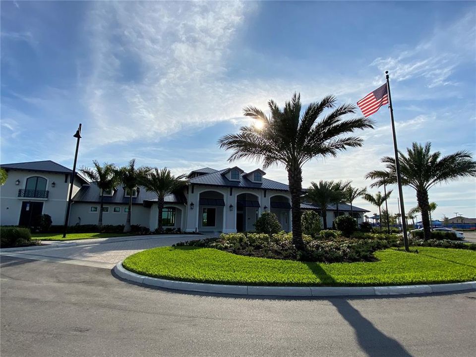 For Rent: $3,695 (5 beds, 3 baths, 2600 Square Feet)