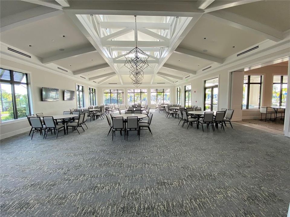 For Rent: $3,695 (5 beds, 3 baths, 2600 Square Feet)