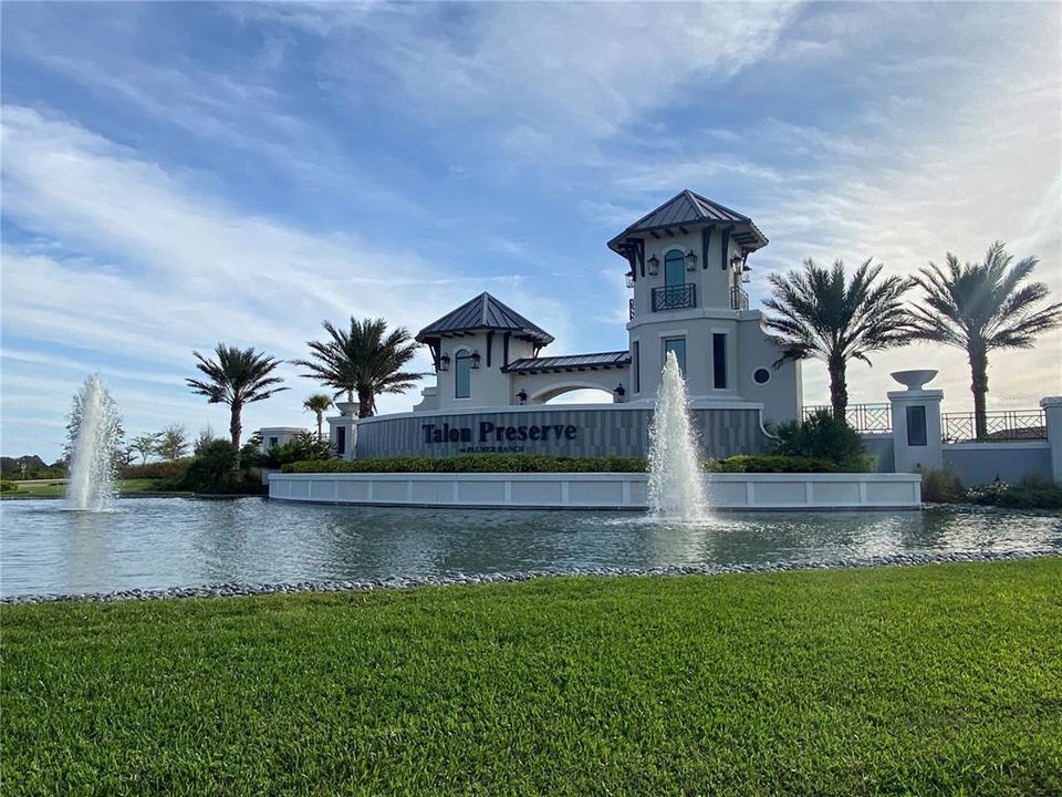 For Rent: $3,695 (5 beds, 3 baths, 2600 Square Feet)