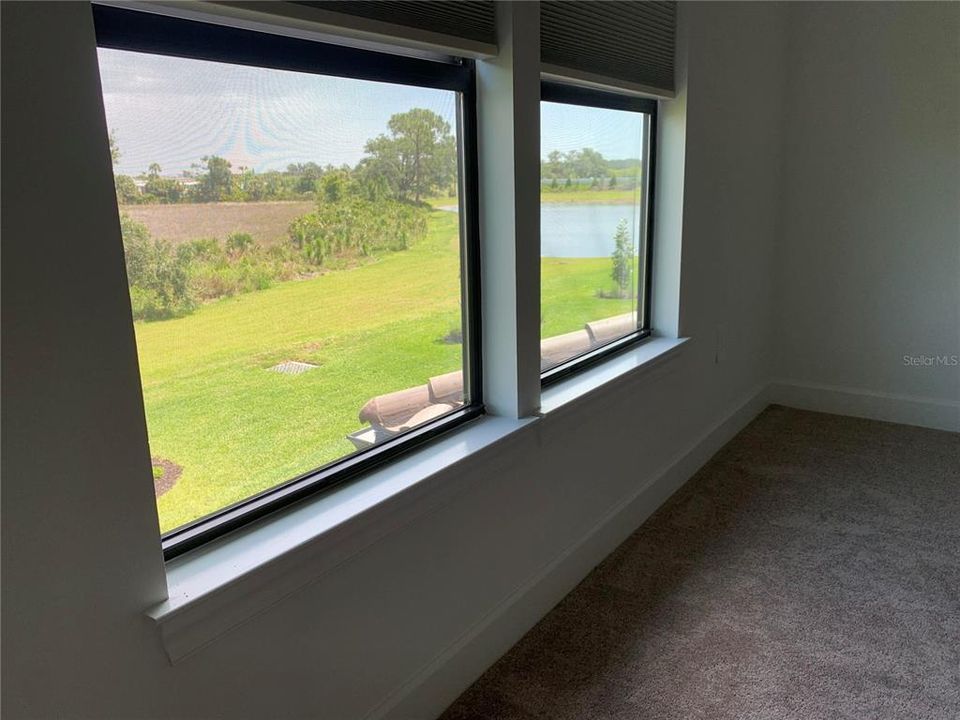 For Rent: $3,695 (5 beds, 3 baths, 2600 Square Feet)