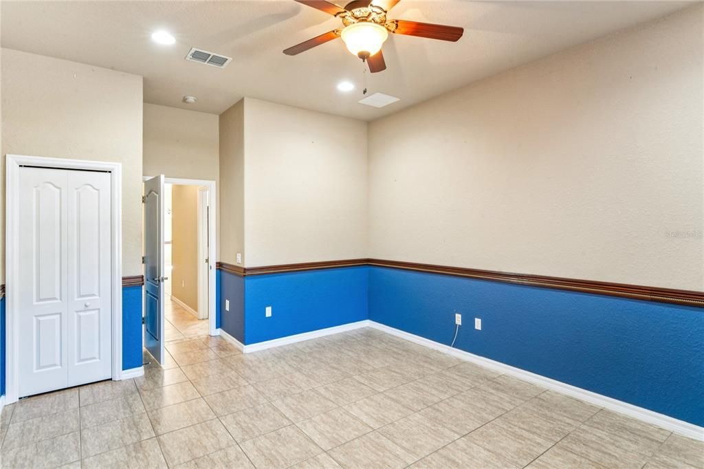 For Sale: $649,000 (4 beds, 3 baths, 2931 Square Feet)