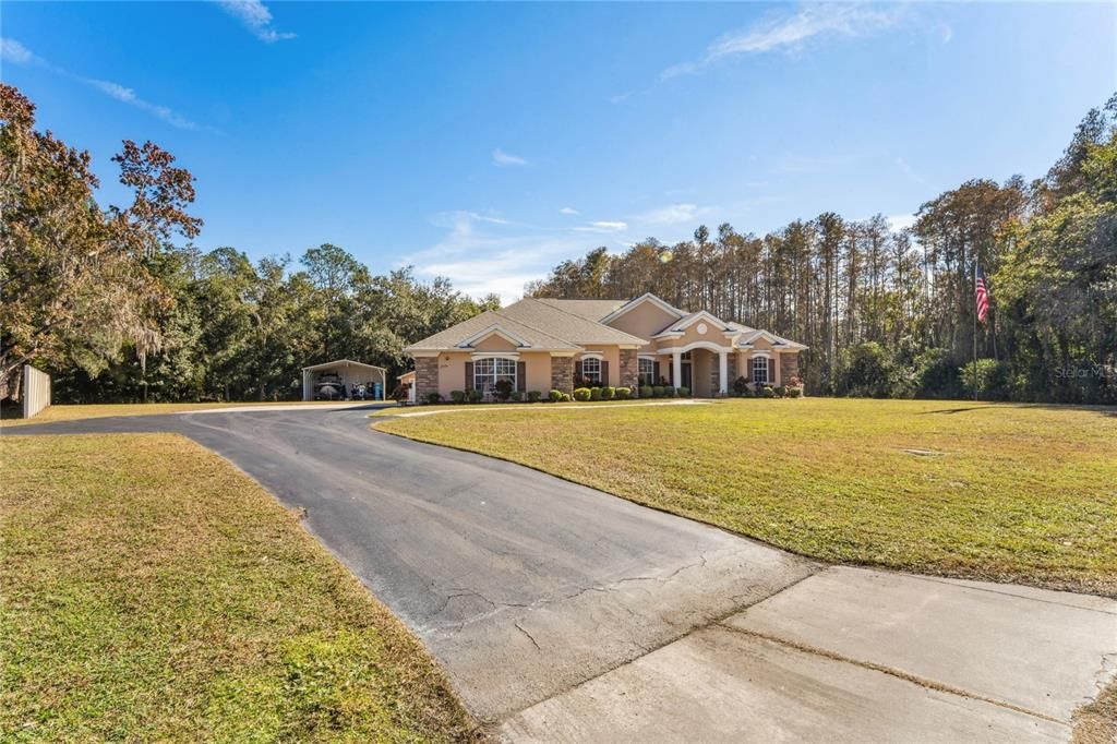 For Sale: $649,000 (4 beds, 3 baths, 2931 Square Feet)