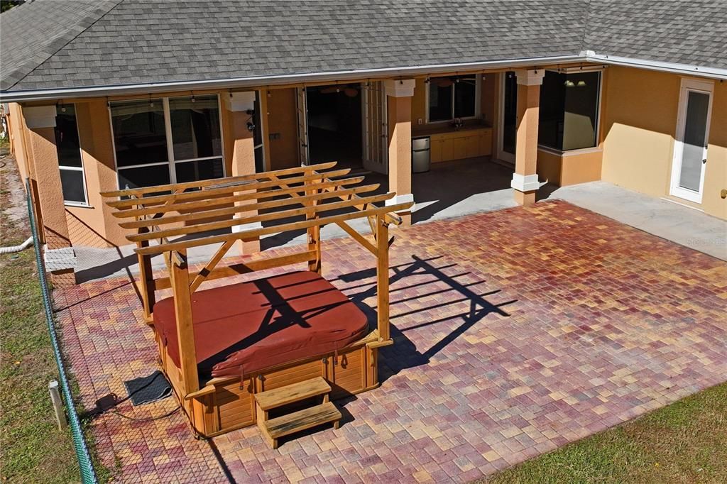 For Sale: $649,000 (4 beds, 3 baths, 2931 Square Feet)