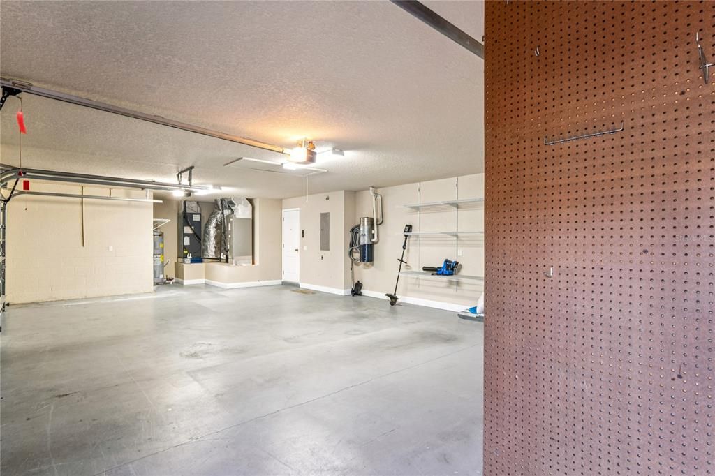 For Sale: $649,000 (4 beds, 3 baths, 2931 Square Feet)