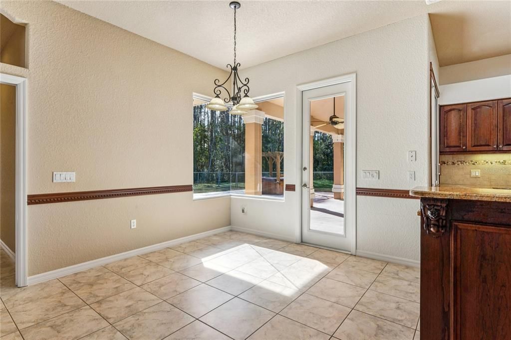 For Sale: $649,000 (4 beds, 3 baths, 2931 Square Feet)