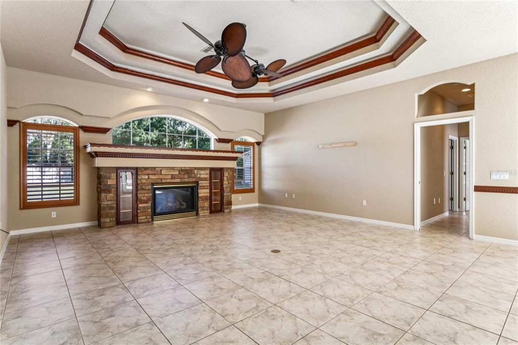 For Sale: $649,000 (4 beds, 3 baths, 2931 Square Feet)