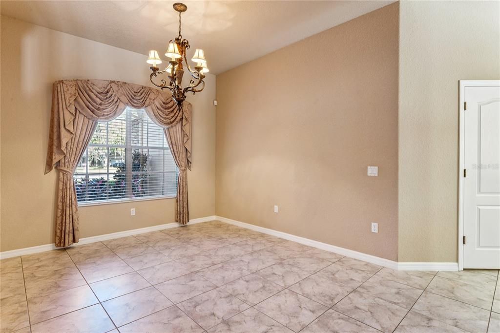 For Sale: $649,000 (4 beds, 3 baths, 2931 Square Feet)