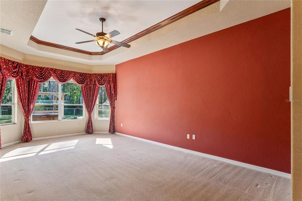 For Sale: $649,000 (4 beds, 3 baths, 2931 Square Feet)