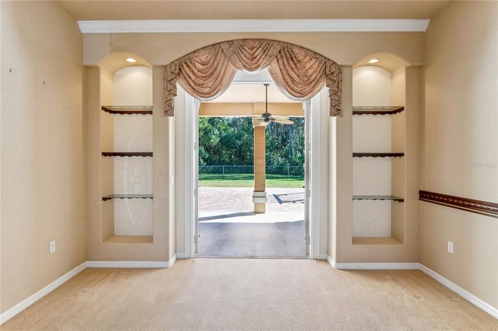 For Sale: $649,000 (4 beds, 3 baths, 2931 Square Feet)