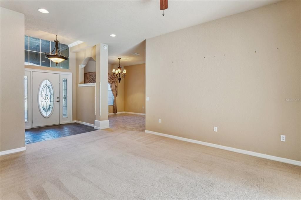 For Sale: $649,000 (4 beds, 3 baths, 2931 Square Feet)