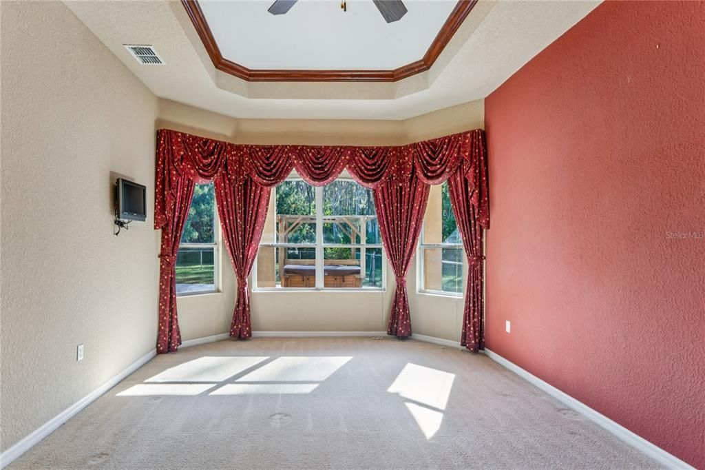 For Sale: $649,000 (4 beds, 3 baths, 2931 Square Feet)