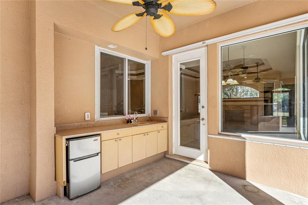 For Sale: $649,000 (4 beds, 3 baths, 2931 Square Feet)