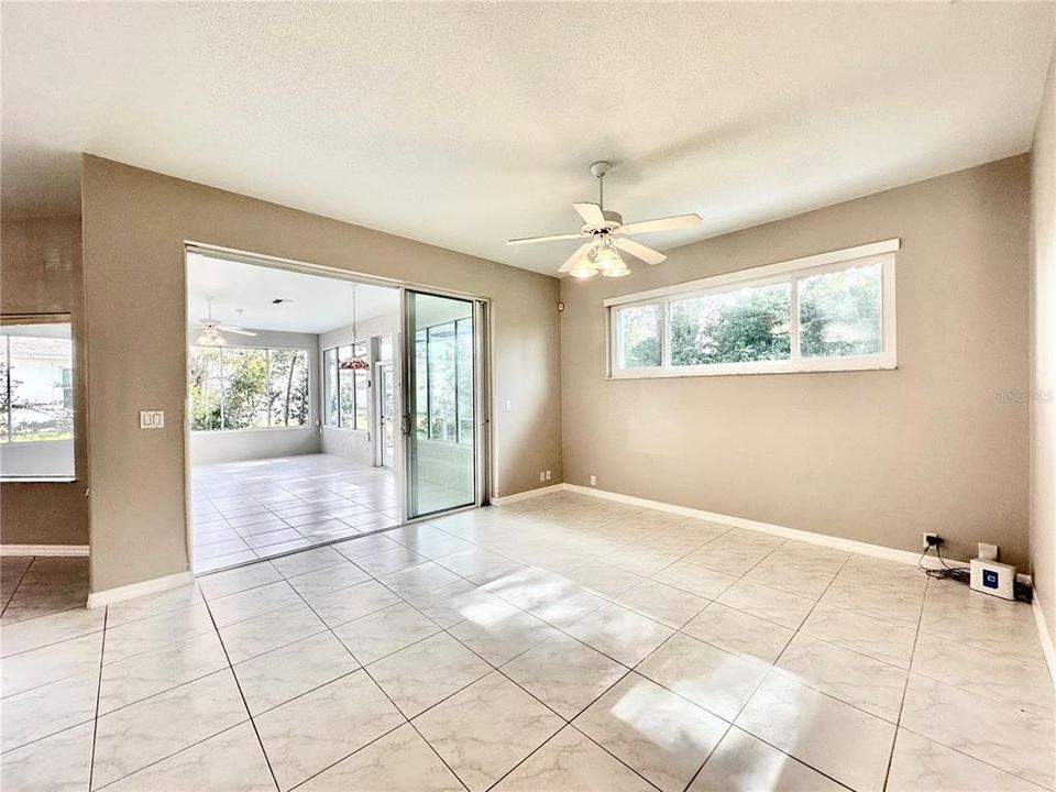 For Sale: $385,000 (3 beds, 3 baths, 2544 Square Feet)