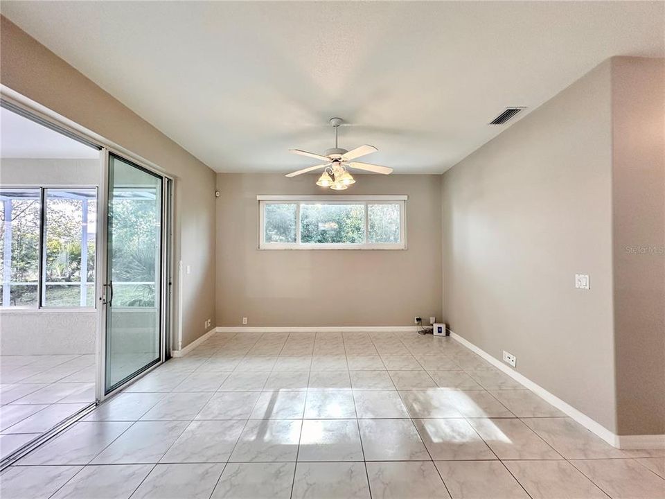 For Sale: $385,000 (3 beds, 3 baths, 2544 Square Feet)