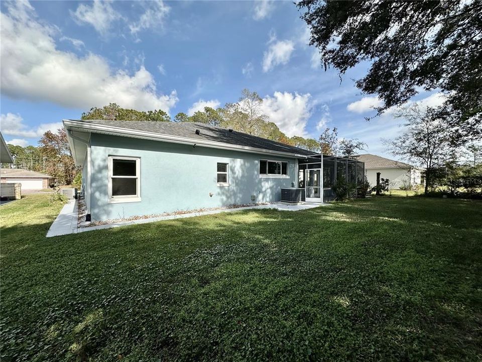 For Sale: $385,000 (3 beds, 3 baths, 2544 Square Feet)