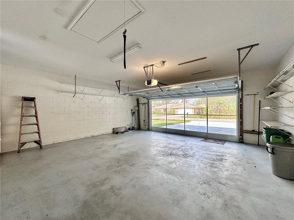 For Sale: $385,000 (3 beds, 3 baths, 2544 Square Feet)