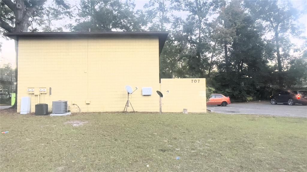 For Sale: $480,000 (8 beds, 0 baths, 3600 Square Feet)