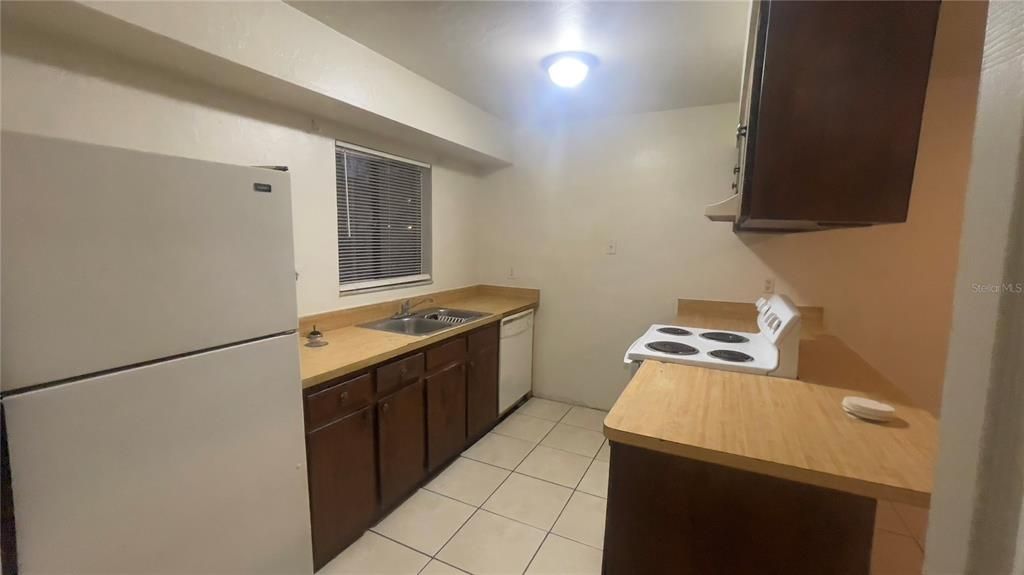 For Sale: $480,000 (8 beds, 0 baths, 3600 Square Feet)