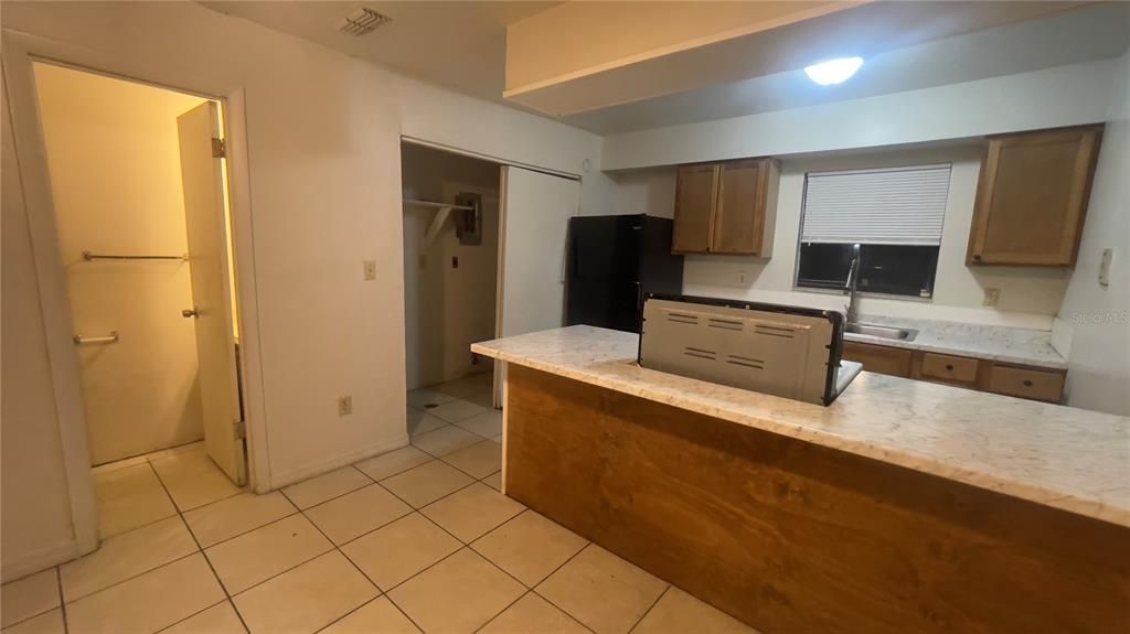 For Sale: $480,000 (8 beds, 0 baths, 3600 Square Feet)