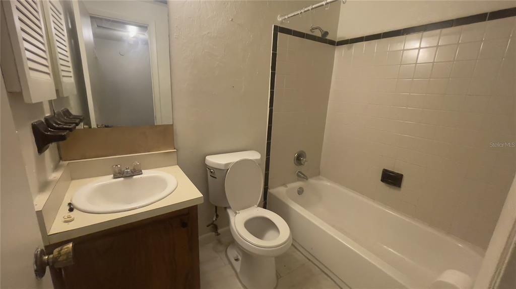 For Sale: $480,000 (8 beds, 0 baths, 3600 Square Feet)