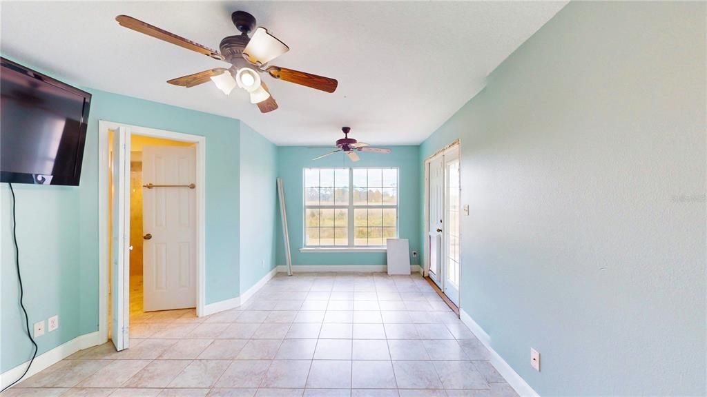 For Sale: $525,000 (2 beds, 2 baths, 1727 Square Feet)