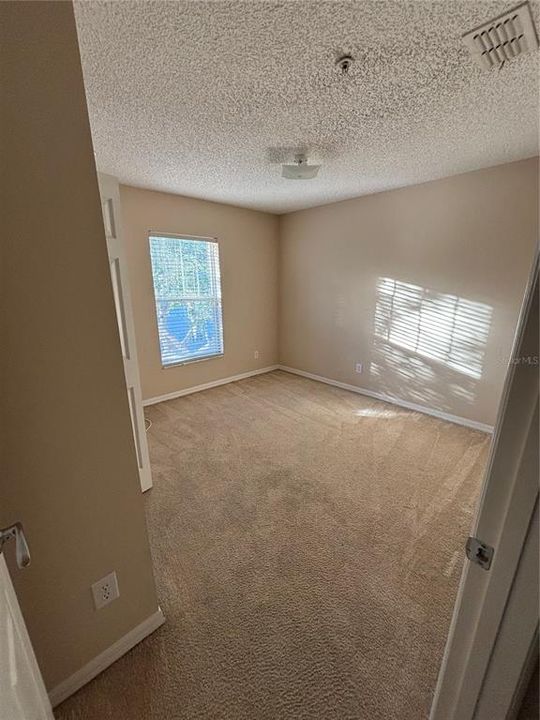 En Renta: $1,999 (3 camas, 2 baños, 1382 Pies cuadrados)