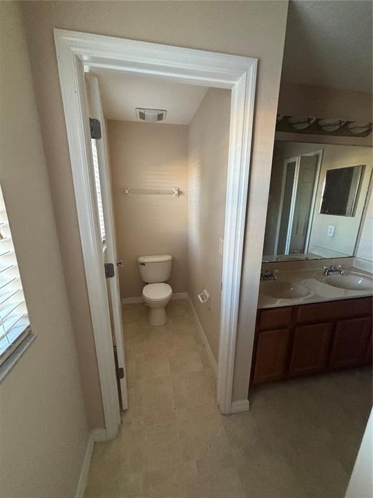 En Renta: $1,999 (3 camas, 2 baños, 1382 Pies cuadrados)