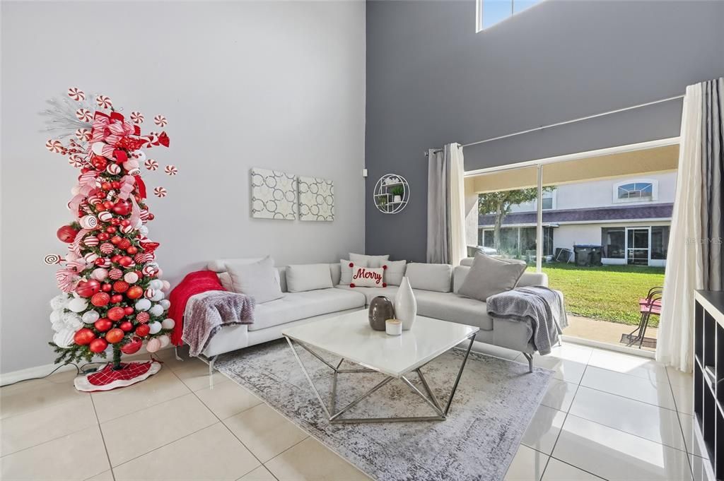 待售: $265,000 (3 贝兹, 2 浴室, 1370 平方英尺)