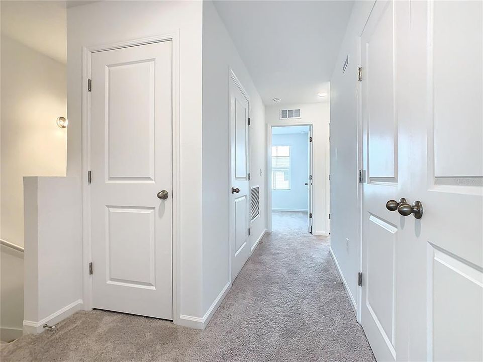 For Rent: $2,000 (3 beds, 2 baths, 1422 Square Feet)