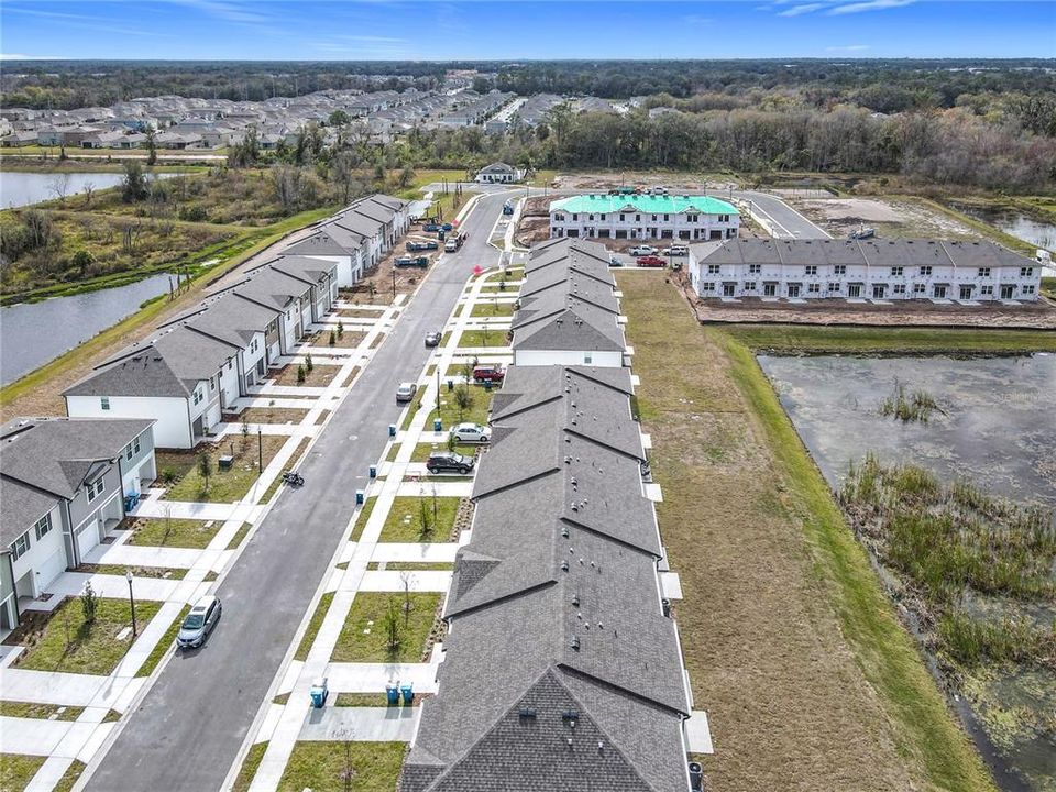 For Rent: $2,000 (3 beds, 2 baths, 1422 Square Feet)