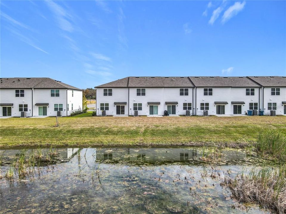 For Rent: $2,000 (3 beds, 2 baths, 1422 Square Feet)