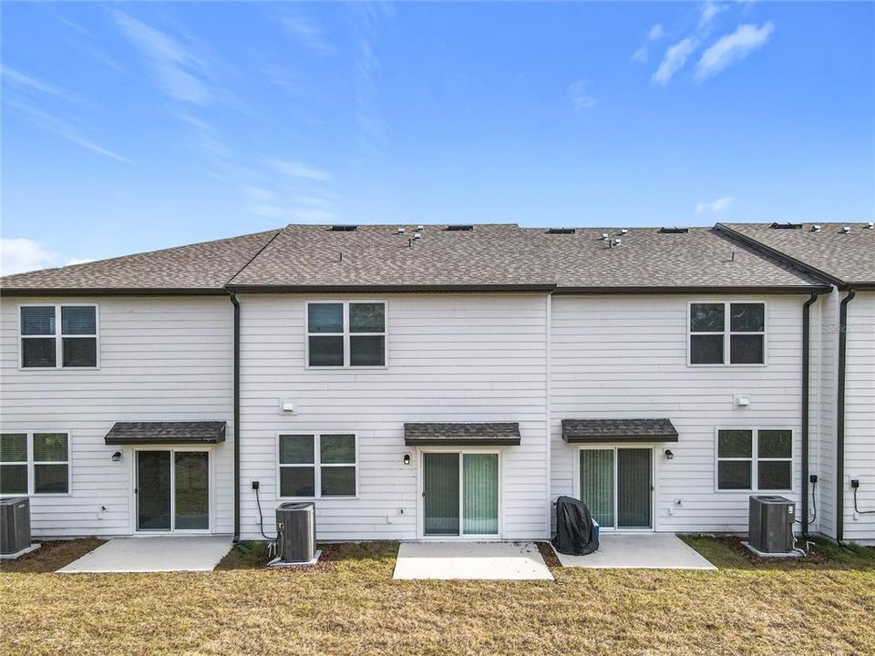 For Rent: $2,000 (3 beds, 2 baths, 1422 Square Feet)