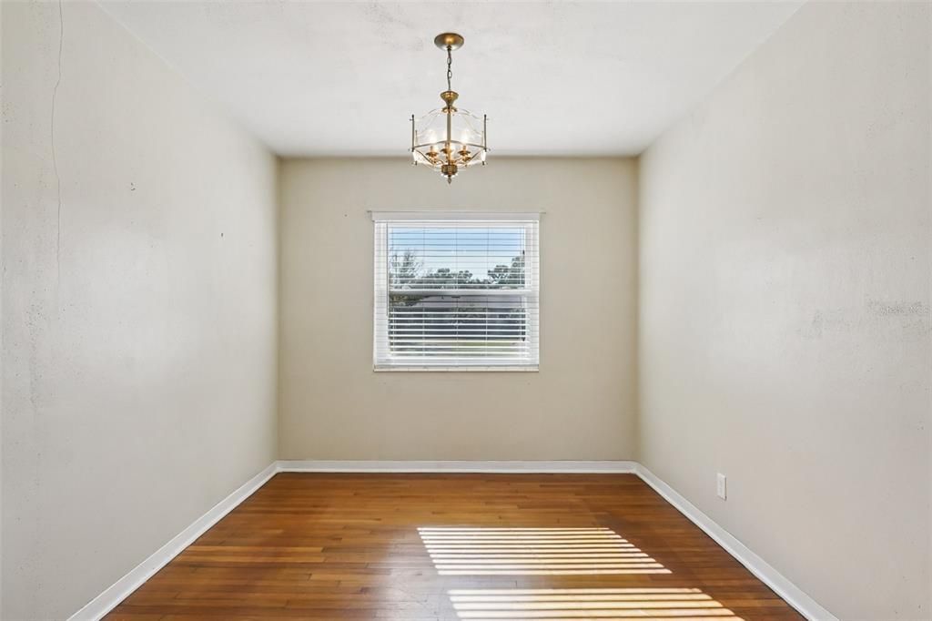 На продажу: $425,000 (2 спален, 2 ванн, 1282 Квадратных фут)