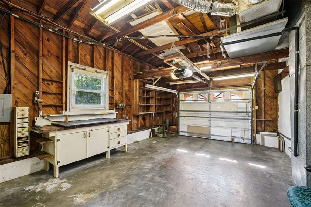 На продажу: $425,000 (2 спален, 2 ванн, 1282 Квадратных фут)